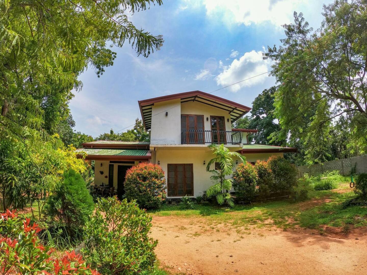 Apartament The Sigiriya White House Zewnętrze zdjęcie
